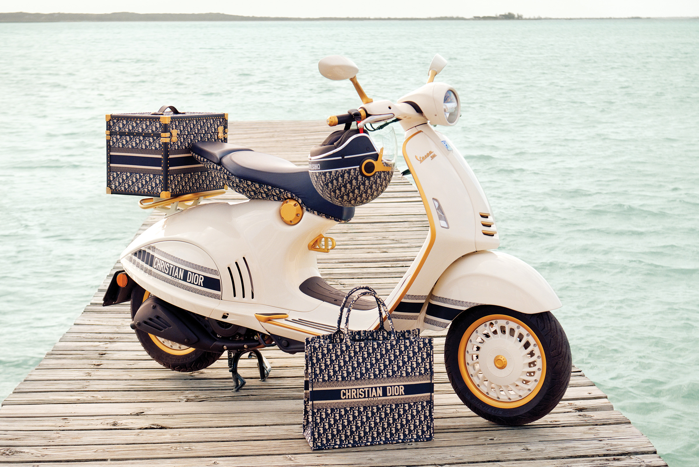 Vespa x Dior