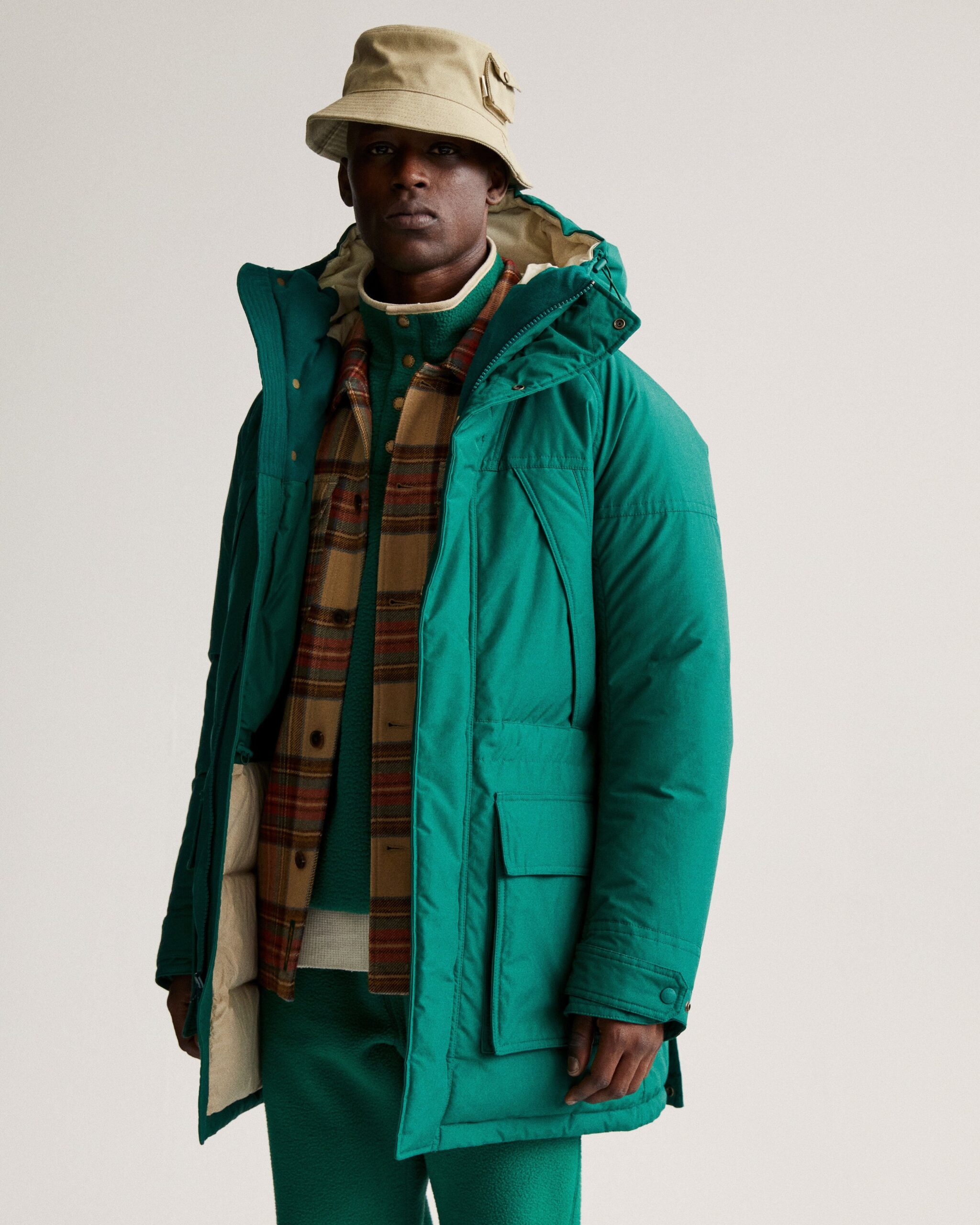 WOOLRICH: CAPSULE CON AIMÉ LEON DORE