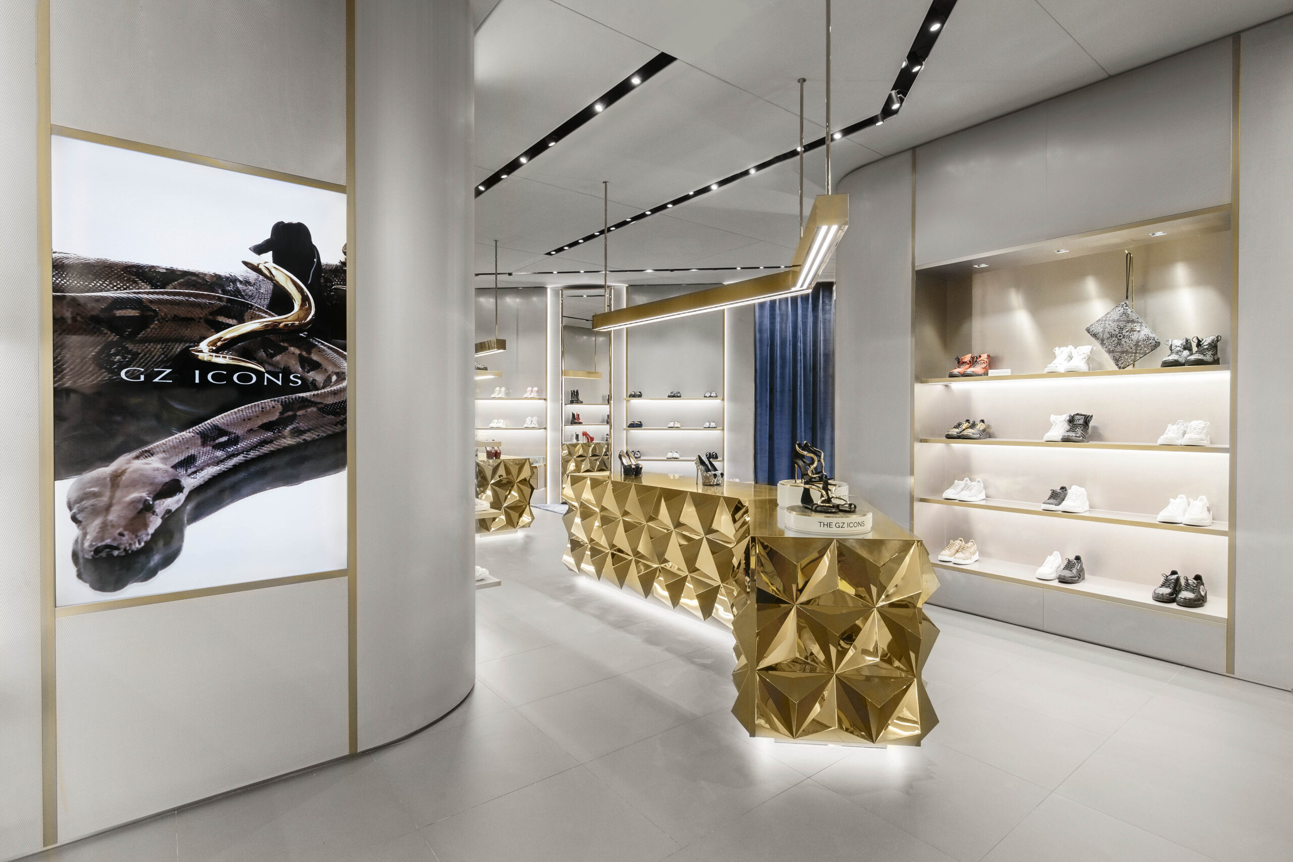 GIUSEPPE ZANOTTI NUOVA APERTURA A SHANGHAI