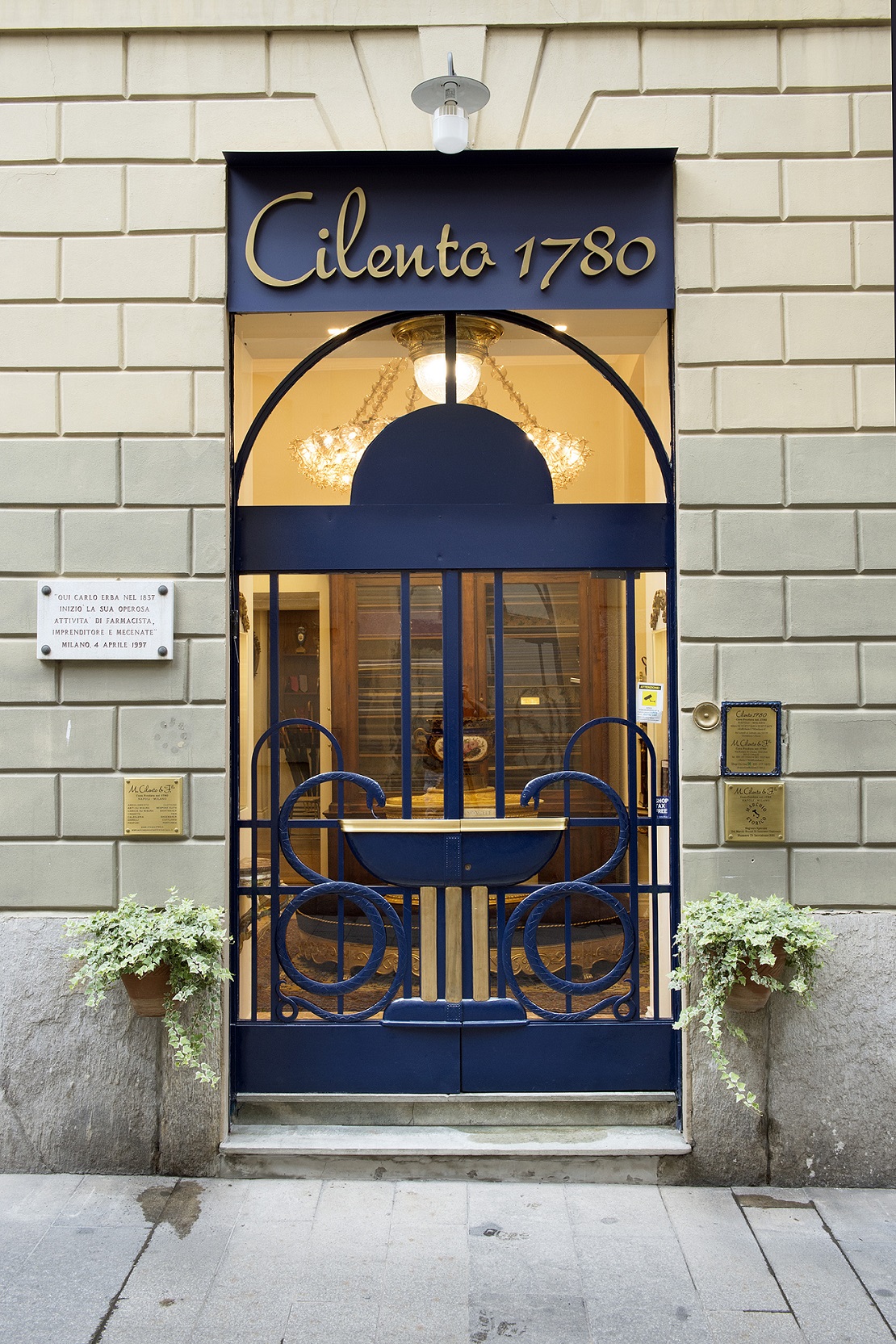 CILENTO 1780 INAUGURA LA SUA BOUTIQUE MILANESE